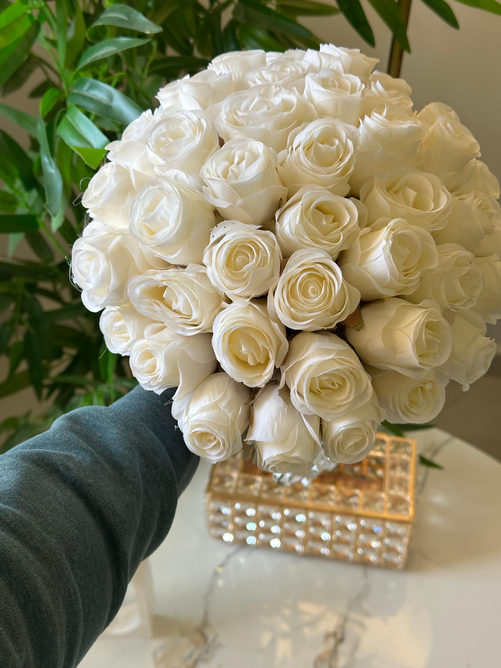 مسكة بيبي روز - ايفوري 