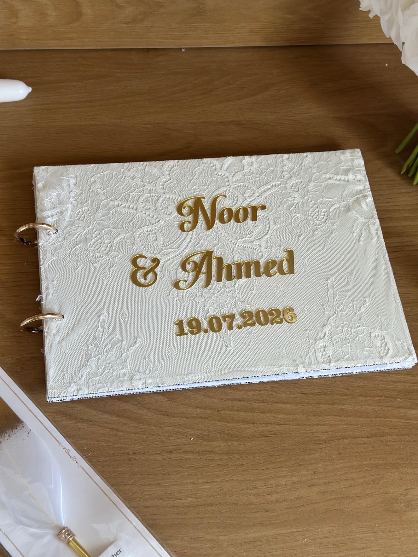 دفتر توقيع خشب مع دانتيل