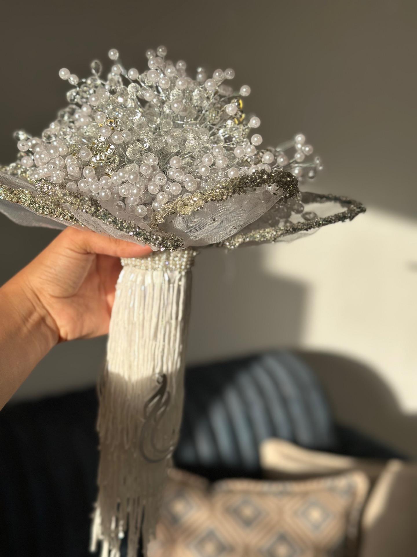 مسكة كرستال 
